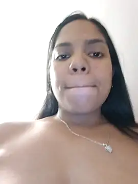 Snapshot of CloeeHills_ chatting on 10/03/25, 02:30 CloeeHills  online show from 10/03/25, 02:30