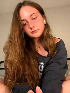 Snapshot of MadilynX777 chatting on 10/01/25, 11:55 MadilynX777 online show from 10/01/25, 11:55