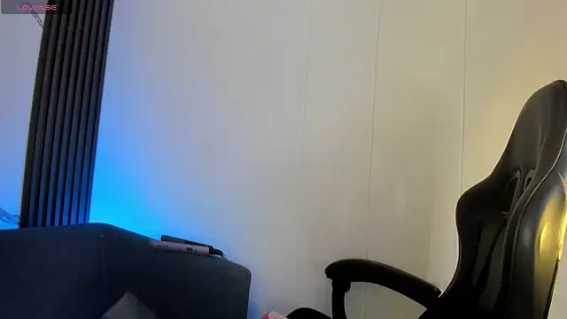 ShaunaDream online show from 02/15/26, 07:51