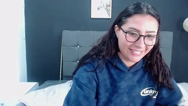 nicolee 8 online show from 09/27/25, 11:15