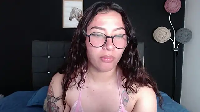 nicolee 8 online show from 10/08/25, 01:31