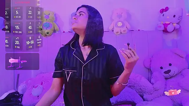 Snapshot of bella_thixx chatting on 03/10/26, 04:06 bella thixx online show from 03/10/26, 04:06