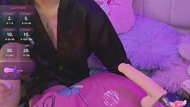 Snapshot of bella_thixx chatting on 03/31/26, 02:57 bella thixx online show from 03/31/26, 02:57