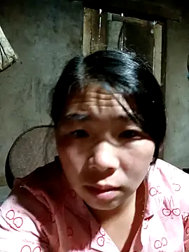 Snapshot of quynhkoolbae chatting on 10/01/25, 11:11 quynhkoolbae online show from 10/01/25, 11:11