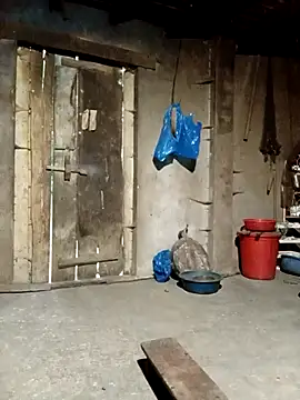 Snapshot of quynhkoolbae chatting on 10/23/25, 10:14 quynhkoolbae online show from 10/23/25, 10:14