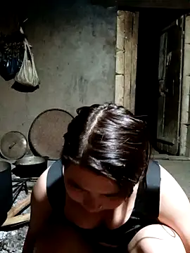 Snapshot of quynhkoolbae chatting on 10/29/25, 12:07 quynhkoolbae online show from 10/29/25, 12:07