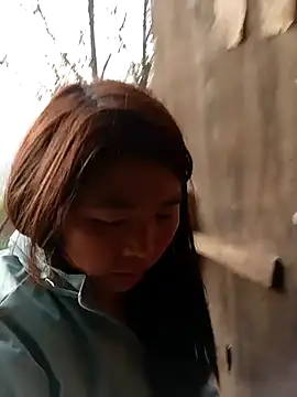 Snapshot of quynhkoolbae chatting on 11/25/25, 12:10 quynhkoolbae online show from 11/25/25, 12:10