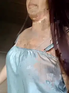 quynhkoolbae online show from 07/15/26, 03:12