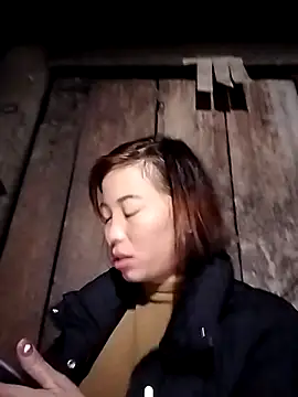 Annaacutee online show from 11/30/25, 10:03