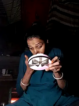 Pinki thakur 1 online show from 02/12/26, 06:03