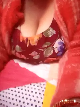 Snapshot of TINASONI chatting on 01/14/26, 10:54 TINASONI online show from 01/14/26, 10:54