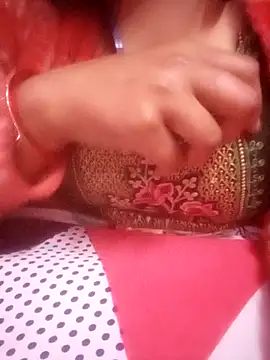 Snapshot of TINASONI chatting on 02/13/26, 10:50 TINASONI online show from 02/13/26, 10:50