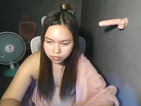 Snapshot of nanagrl chatting on 10/13/25, 05:40 nanagrl online show from 10/13/25, 05:40