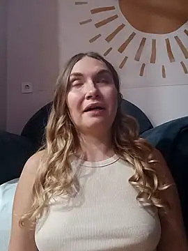 KisaVixen online show from 09/10/25, 06:41