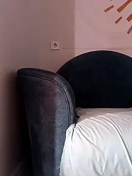 KisaVixen online show from 10/10/25, 09:41