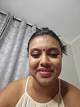 Indian GlowingMiax online show from 11/05/25, 05:07