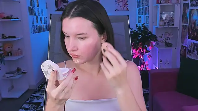 AgataWillis online show from 10/04/25, 06:00