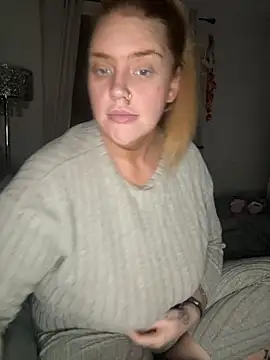 MysteriousMylaX online show from 12/19/25, 06:15