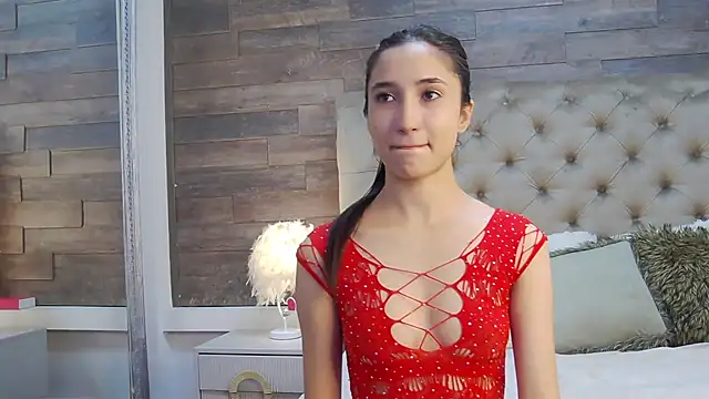 CarolinaBlair online show from 10/31/25, 06:47