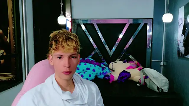 Snapshot of park_jimin1 chatting on 09/12/25, 12:05 park jimin1 online show from 09/12/25, 12:05