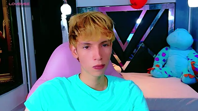 Snapshot of park_jimin1 chatting on 10/28/25, 12:09 park jimin1 online show from 10/28/25, 12:09