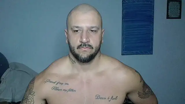 Snapshot of JeanCafa chatting on 10/24/25, 02:52 JeanCafa online show from 10/24/25, 02:52