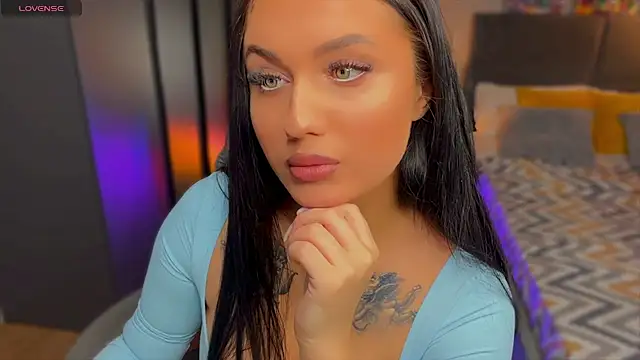 Snapshot of mygoddesshecate chatting on 03/25/26, 01:00 mygoddesshecate online show from 03/25/26, 01:00