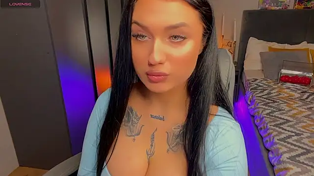 Snapshot of mygoddesshecate chatting on 03/29/26, 03:01 mygoddesshecate online show from 03/29/26, 03:01