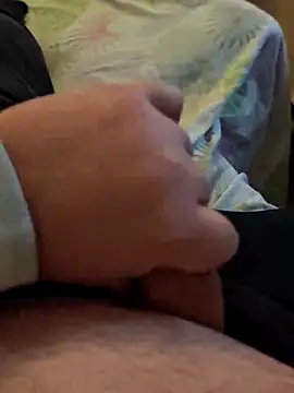 Snapshot of t-dog26 chatting on 03/07/26, 04:31 t-dog26 online show from 03/07/26, 04:31