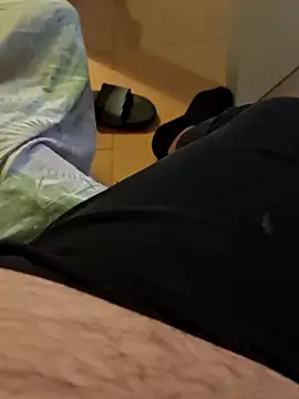 Snapshot of t-dog26 chatting on 03/10/26, 04:17 t-dog26 online show from 03/10/26, 04:17