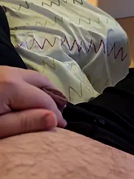 Snapshot of t-dog26 chatting on 03/15/26, 03:01 t-dog26 online show from 03/15/26, 03:01