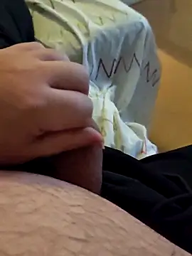 Snapshot of t-dog26 chatting on 04/02/26, 12:30 t-dog26 online show from 04/02/26, 12:30