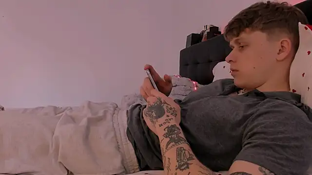 TalkingHead 0  online show from 03/14/26, 09:48