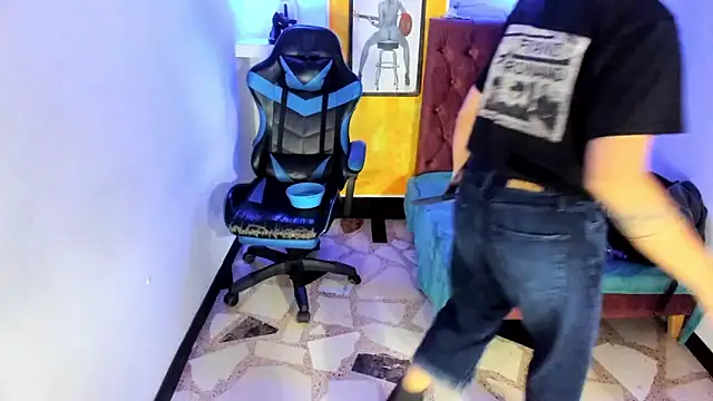 alison moon7 online show from 11/15/25, 11:40