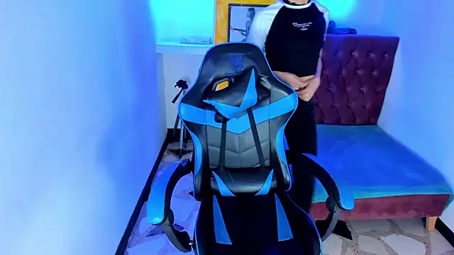 alison moon7 online show from 11/18/25, 12:20