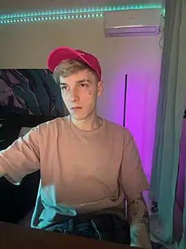 Snapshot of davesinner chatting on 02/21/26, 05:41 davesinner online show from 02/21/26, 05:41