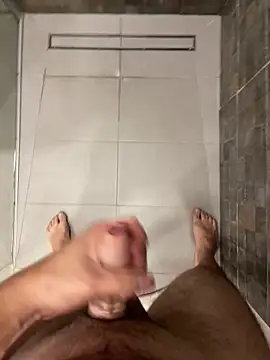 Snapshot of MrZli chatting on 10/21/25, 04:08 MrZli online show from 10/21/25, 04:08