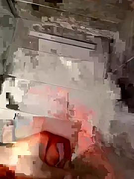 Snapshot of MrZli chatting on 10/22/25, 05:45 MrZli online show from 10/22/25, 05:45