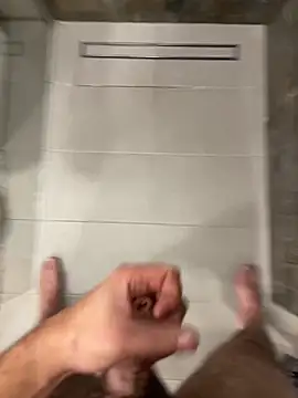 Snapshot of MrZli chatting on 11/08/25, 01:22 MrZli online show from 11/08/25, 01:22