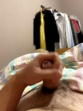 Snapshot of MrZli chatting on 11/28/25, 07:22 MrZli online show from 11/28/25, 07:22