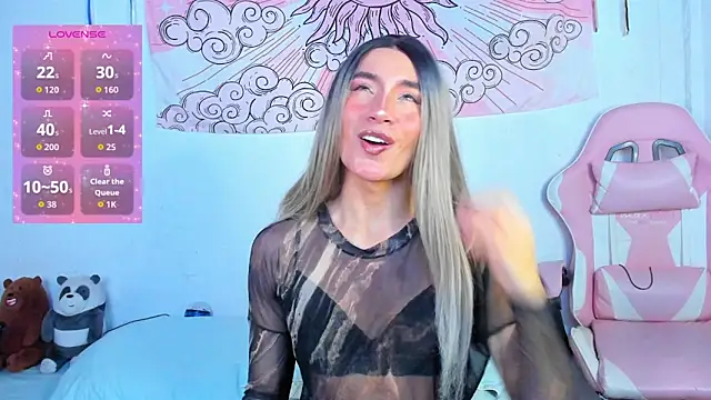 Snapshot of brihanna_cooper chatting on 04/27/26, 02:04 brihanna cooper online show from 04/27/26, 02:04