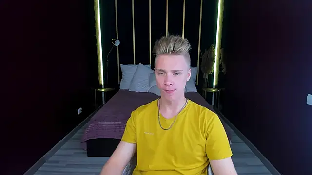 Snapshot of LawrenceMiles chatting on 09/26/25, 10:52 LawrenceMiles online show from 09/26/25, 10:52