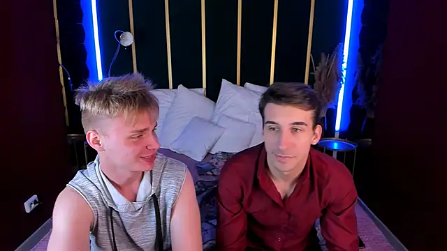 Snapshot of LawrenceMiles chatting on 09/28/25, 10:53 LawrenceMiles online show from 09/28/25, 10:53