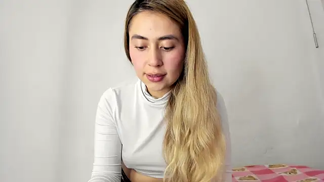 min-ji online show from 09/15/25, 07:47