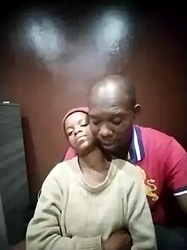 TinnyVsGiant online show from 10/31/25, 08:10