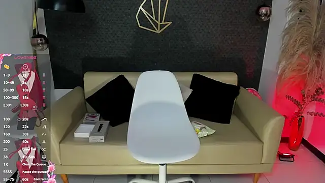 Katia fire online show from 01/08/26, 07:43