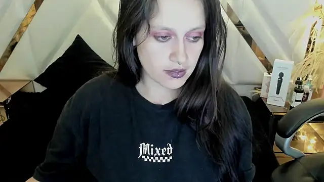 Morana  Hot online show from 10/20/25, 03:51