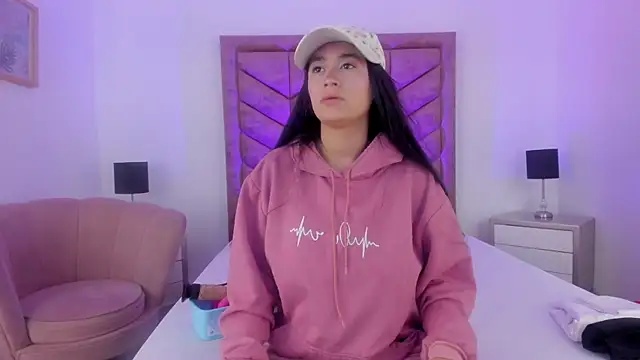 EmilyHanks  online show from 05/16/26, 02:05