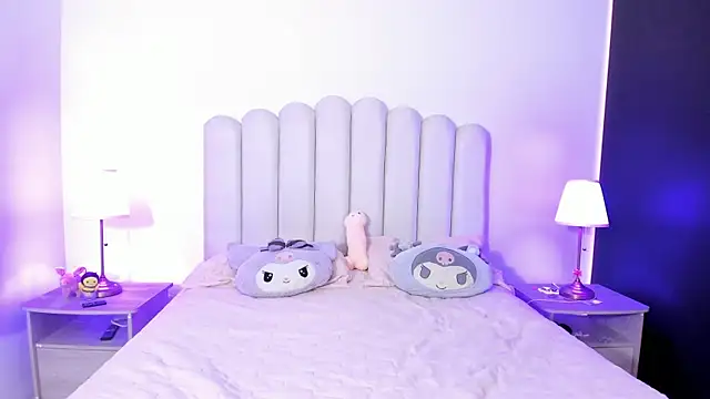 Snapshot of SofieBunnie chatting on 11/07/25, 10:10 SofieBunnie online show from 11/07/25, 10:10