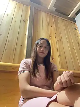 phungtiti online show from 10/08/25, 10:35